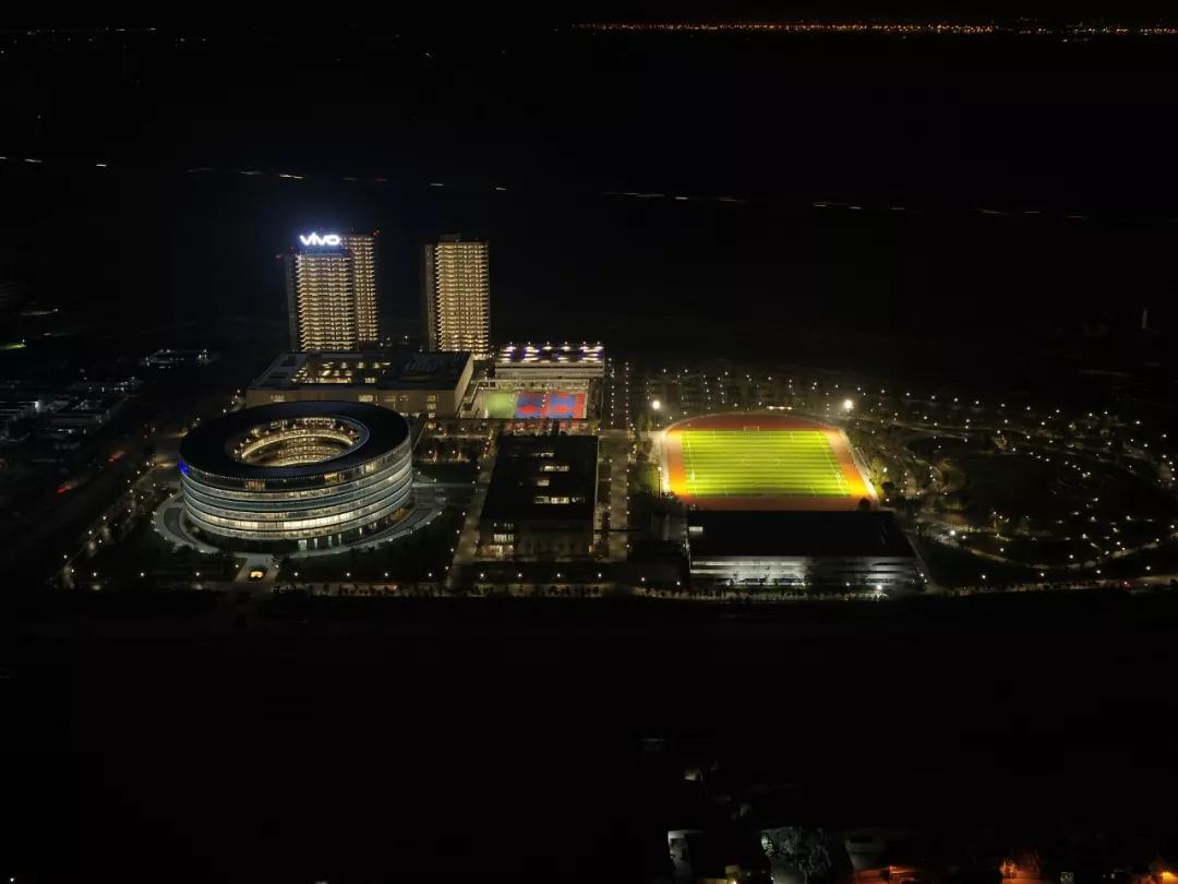 vivo质量堪比诺基亚,vivo手机和苹果手机5年后对比