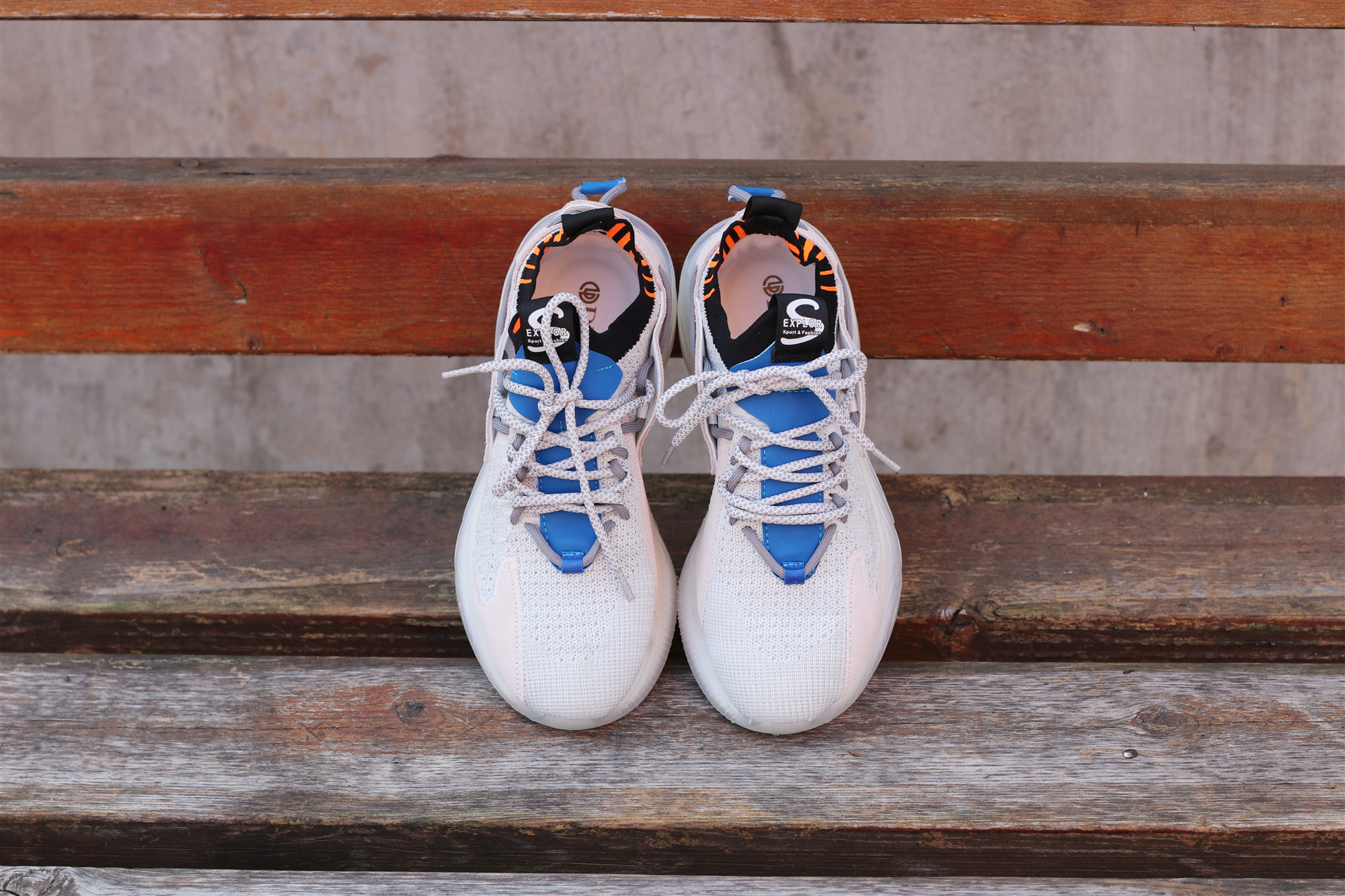 能与nike抗衡的国产品牌,可以与nike匹敌的牌子