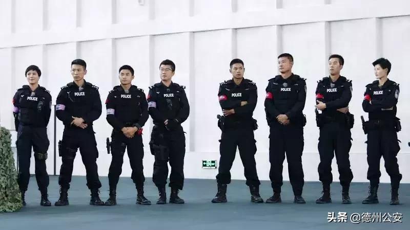 女神节专递|可盐可甜高颜值苦练不言弃的特警“霸王花”