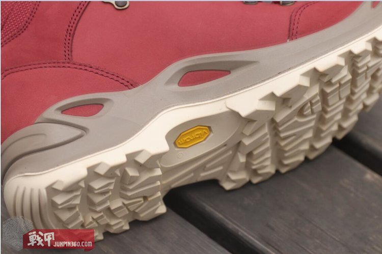 lowarenegade测评,lowa徒步鞋男款测评