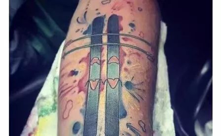 自由式滑雪单板和双板,双板自由式上下身反拧