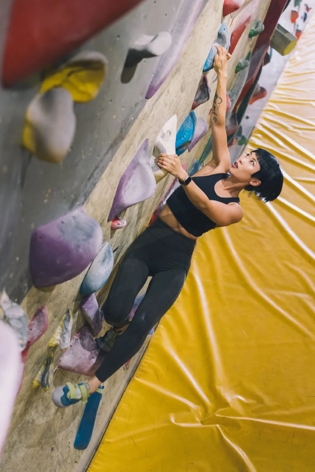 独立女性就不能生小孩了？她可不同意