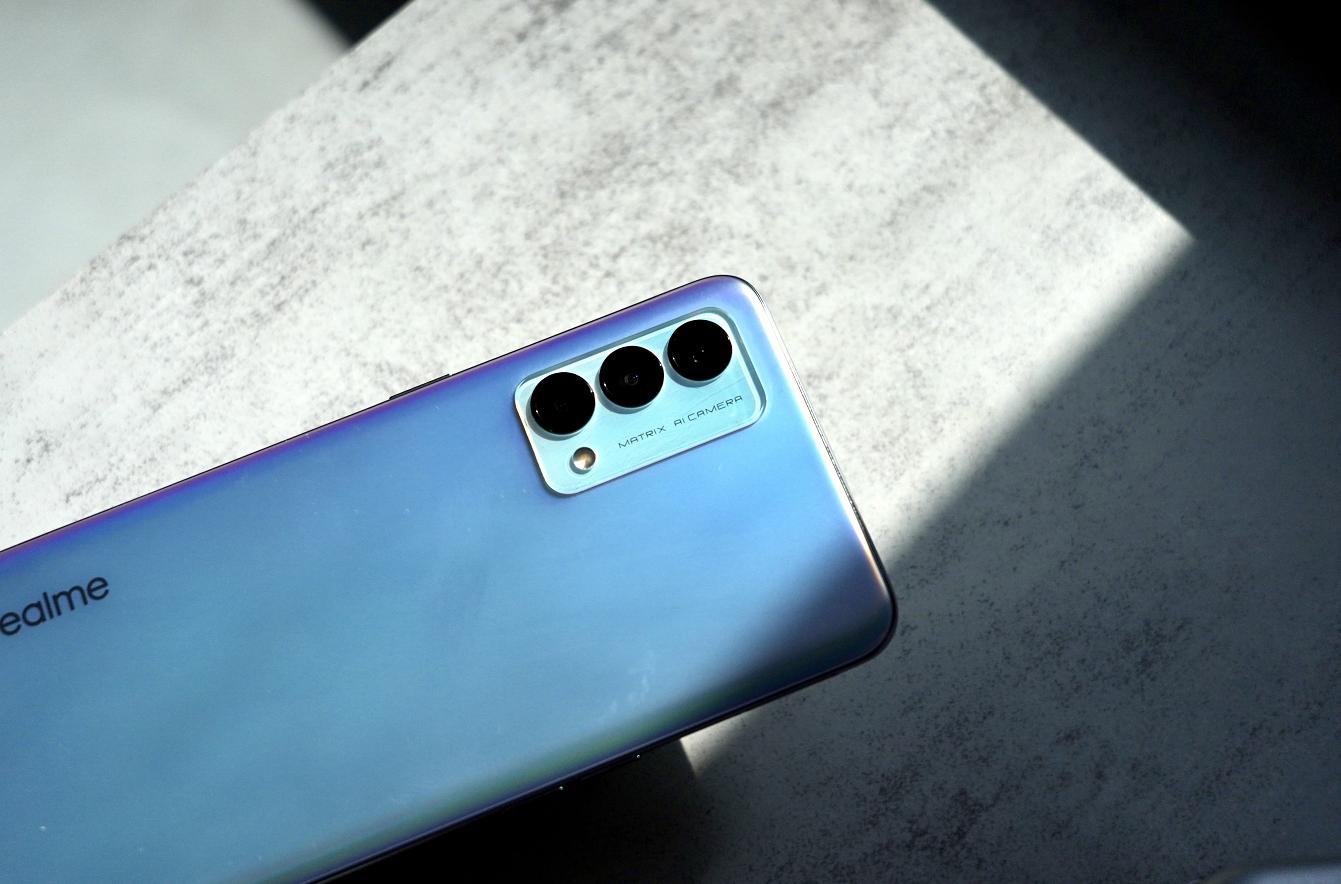 realme真我gt大师版对比,realmegt大师探索版手机的优缺点