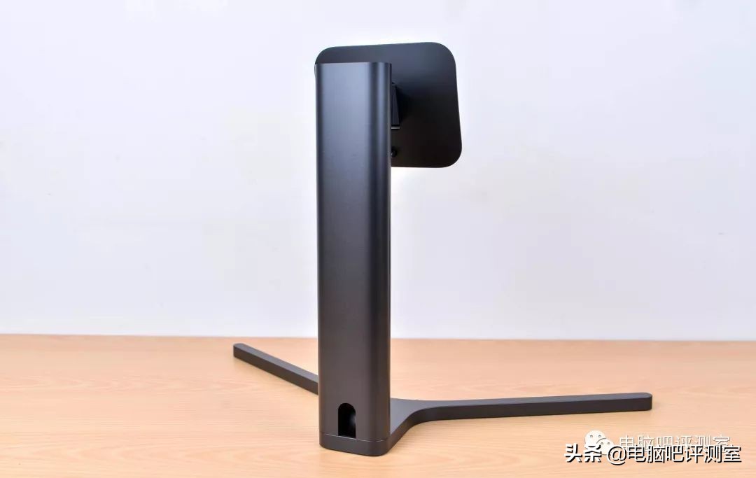 用了两年的小米34寸曲面显示器,小米34寸曲面显示器漏光严重