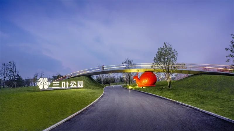 绗涗笢鑷诲搧浜戞箹鍗侀噷,绗涗笢鑷诲搧