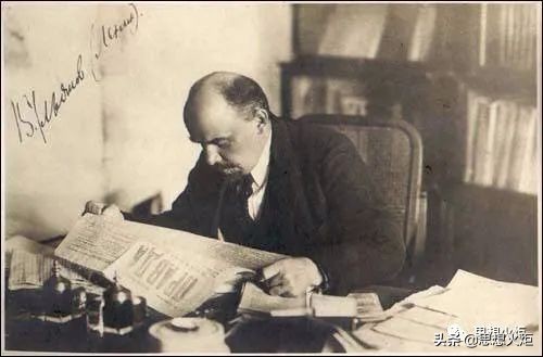 批判与建构的意识形态,批判与建构