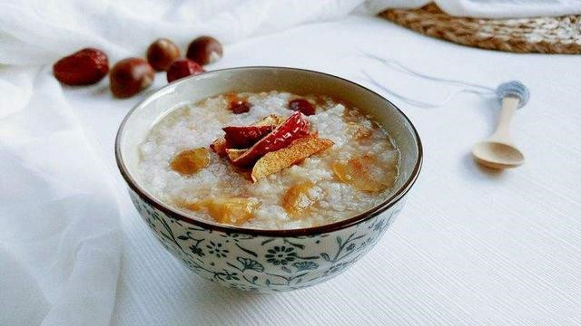 宝宝积食有哪些症状怎么缓解,宝宝积食的表现及护理方法