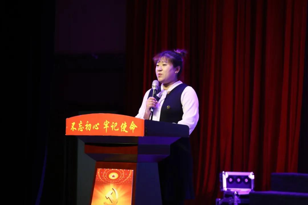 记者节都表演什么节目,记者节新闻