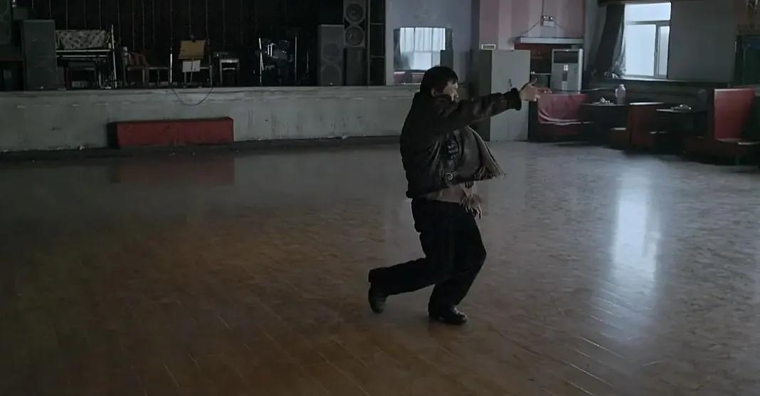 别装了，土狗男孩才是你的性幻想对象