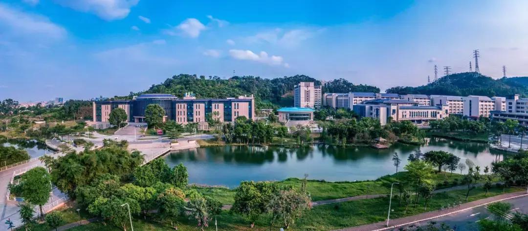 东莞理工学院城市学院新生群,东莞理工学院城市学院英语系