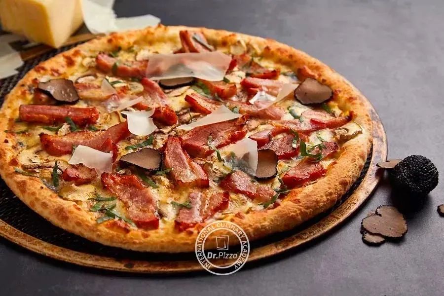 开披萨店需要什么建议,开披萨店都用什么设备