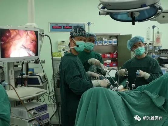 “维医护航新之所向”4K超高清腹腔镜手术直播会议顺利举行