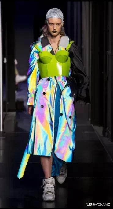 苹果13pro公认手感最佳手机壳推荐,3款轻薄的iphone13手机壳推荐