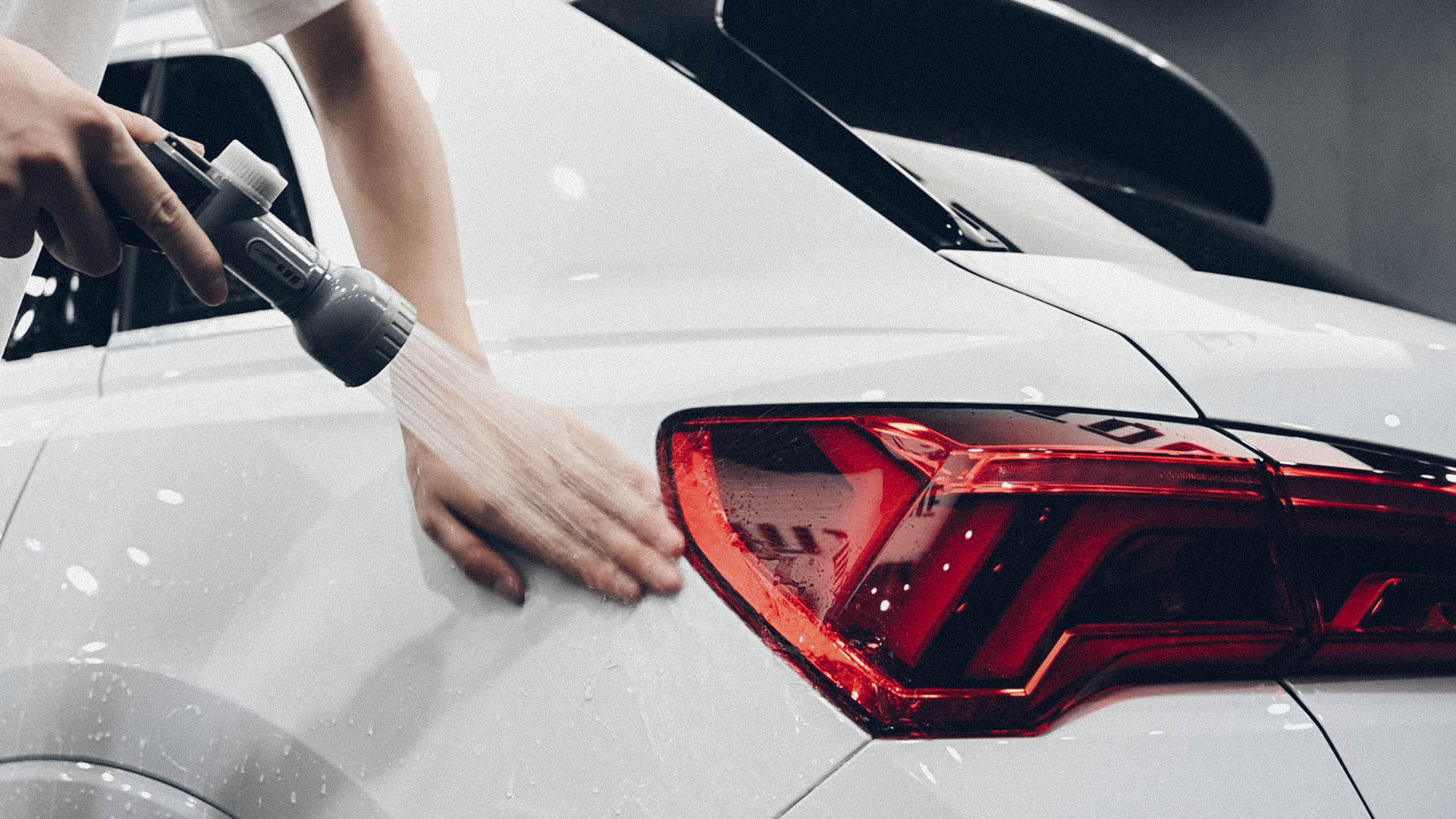 奥迪q3隐形车衣价格2014年,奥迪q3贴xpel隐形车衣多少钱