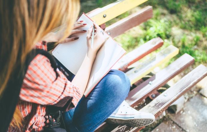 如何对待14岁叛逆期的孩子,14岁男孩叛逆期喜欢跑家长怎么做