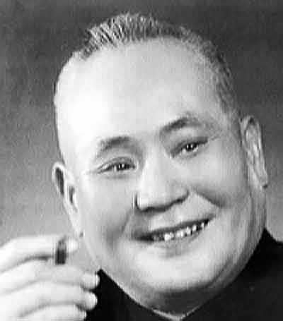 郭德纲和师傅侯宝林早期视频,郭德纲的师傅侯宝林