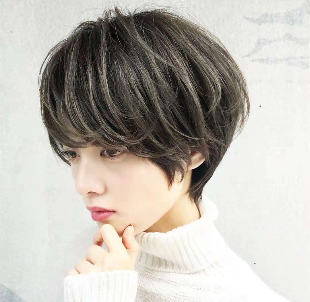 发量多蓬松发质硬适合什么发型,发量多蓬松发质硬适合的发型