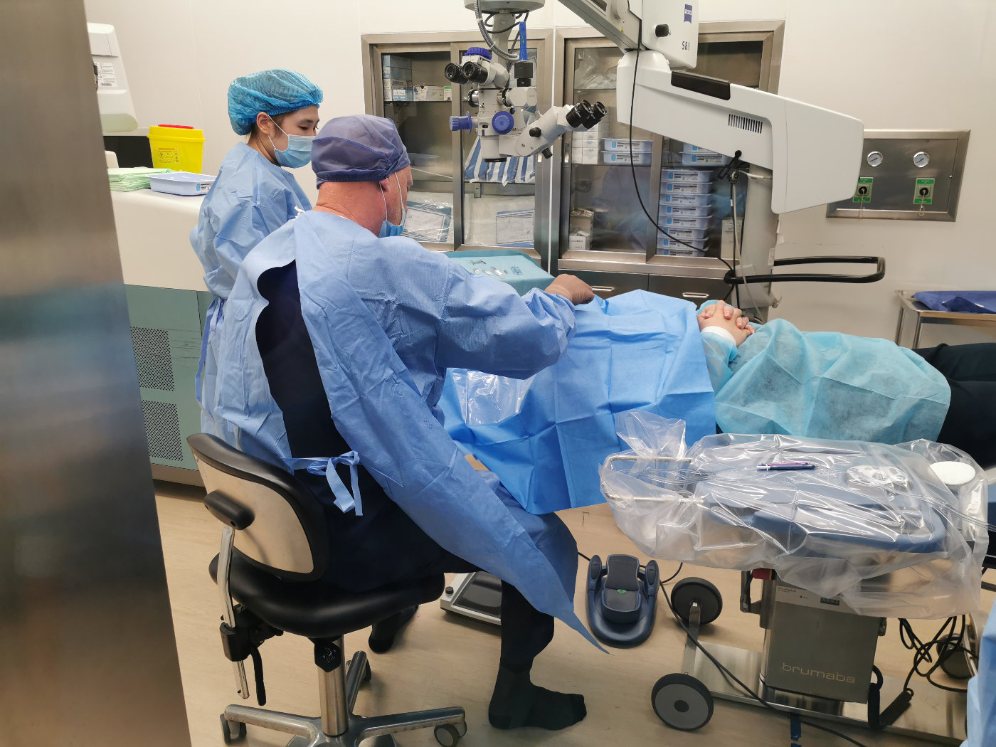 激光近视手术体验,半飞秒近视手术亲身经历