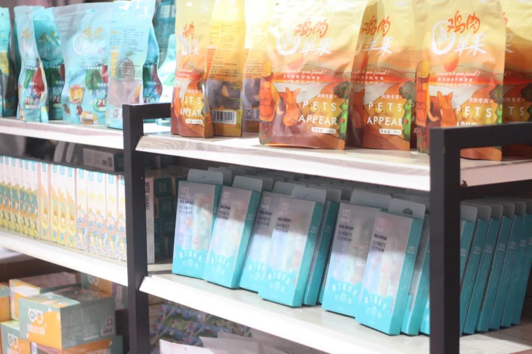 铲屎官实力,铲屎官挣钱不容易