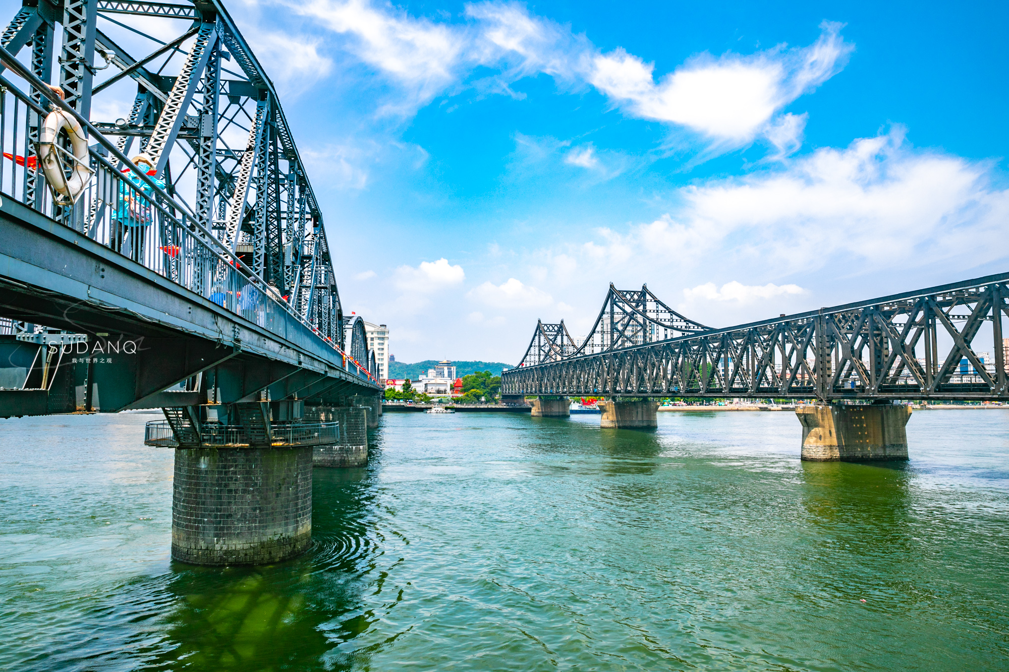 杭州断桥诗情画意，丹东断桥意义非凡：见证了抗美援朝的沧桑历史