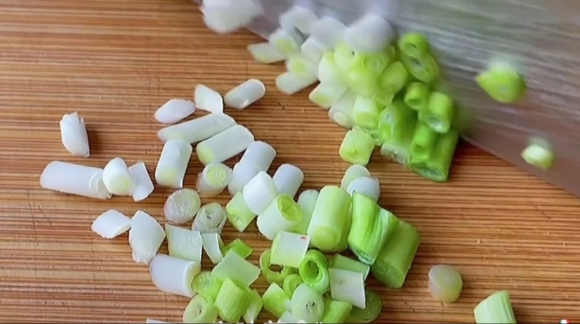 莲藕清洗淤泥法,清洗莲藕里面的泥