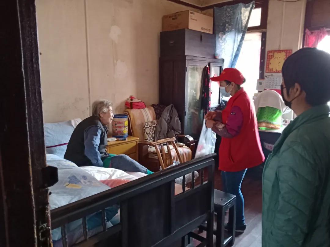 致敬每个人都是抗击疫情英雄,每个人都为抗疫防疫贡献自己