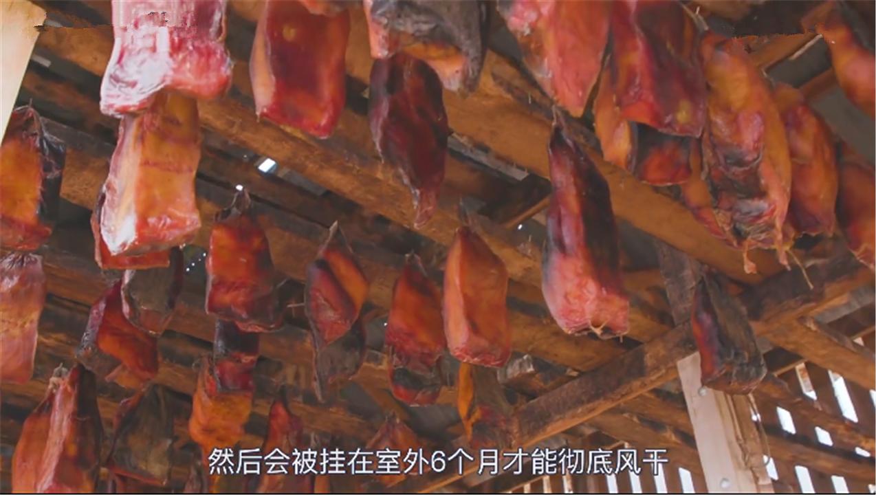 活到156岁才能繁衍后代，眼睛被寄生虫吞噬，啥也看不见