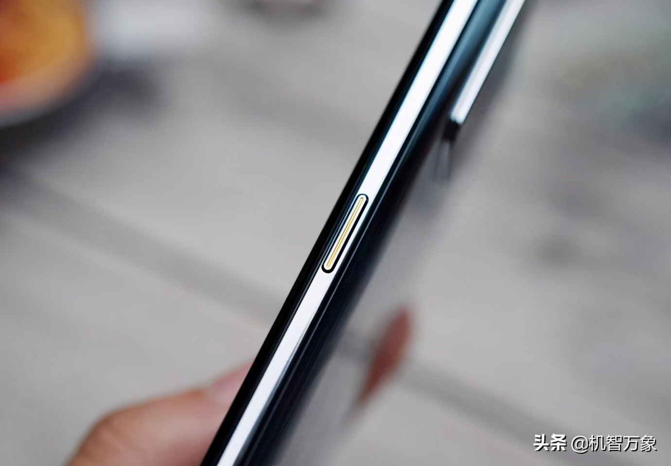 realme真我gt黄色沉浸式开箱,realme全新性能旗舰真我gt发布