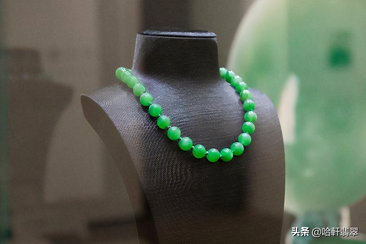 家有闲置的翡翠到哪变现,和田玉和翡翠哪个好变现