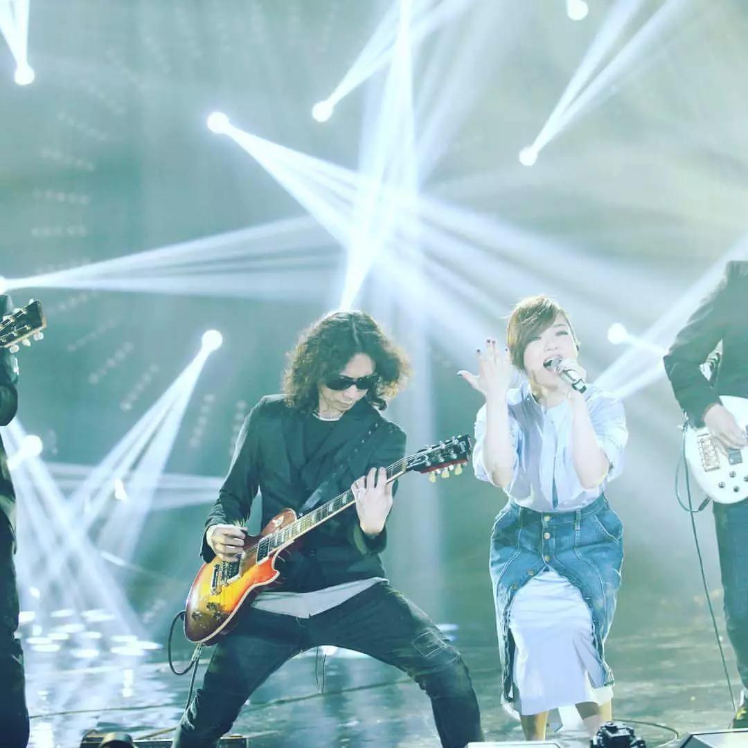 大哥你玩儿吉他，玩它有啥用？