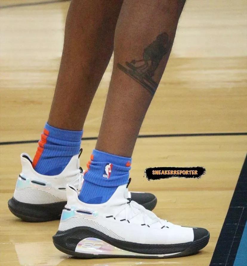 施罗德决赛上脚球鞋,纳迪尔施罗德球鞋