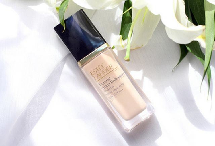 干皮用雅诗兰黛还是兰蔻粉底液,干皮粉底液雅诗兰黛兰蔻