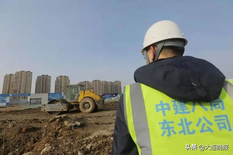 大连新建专业足球场,大连专业足球场进度