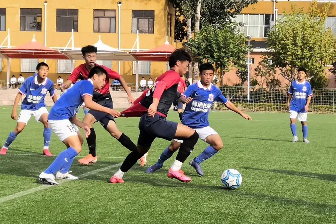 鲁能u14梯队冬训,山东鲁能足球学校u17梯队