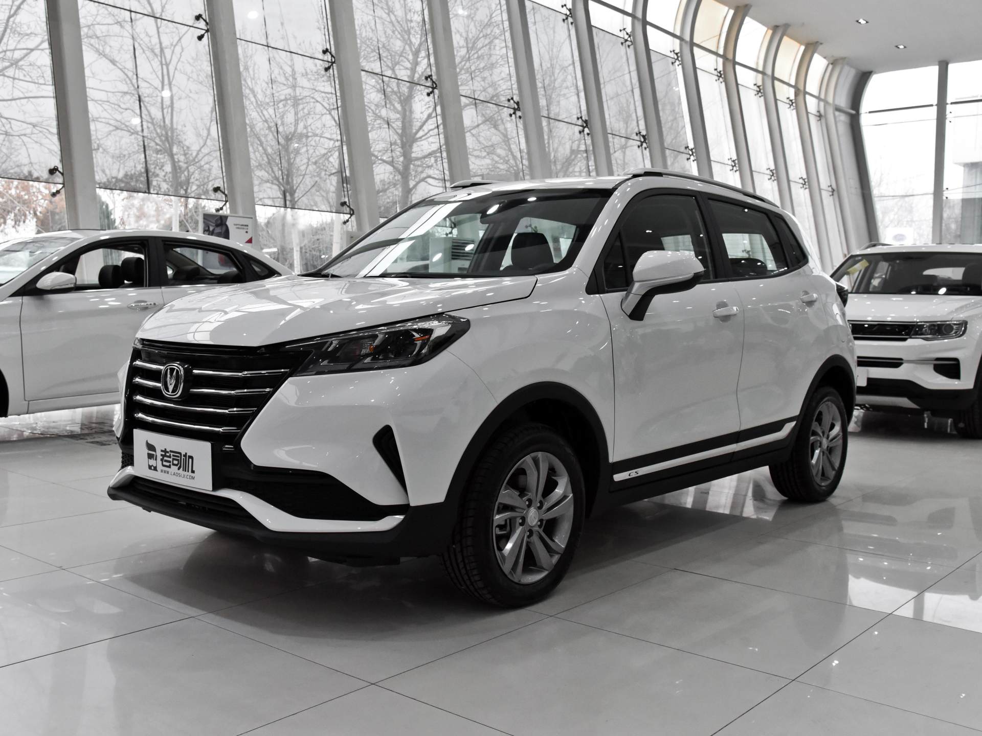 新款长安cs15值得购买吗,要买高性价比大七座suv怎能忽略它