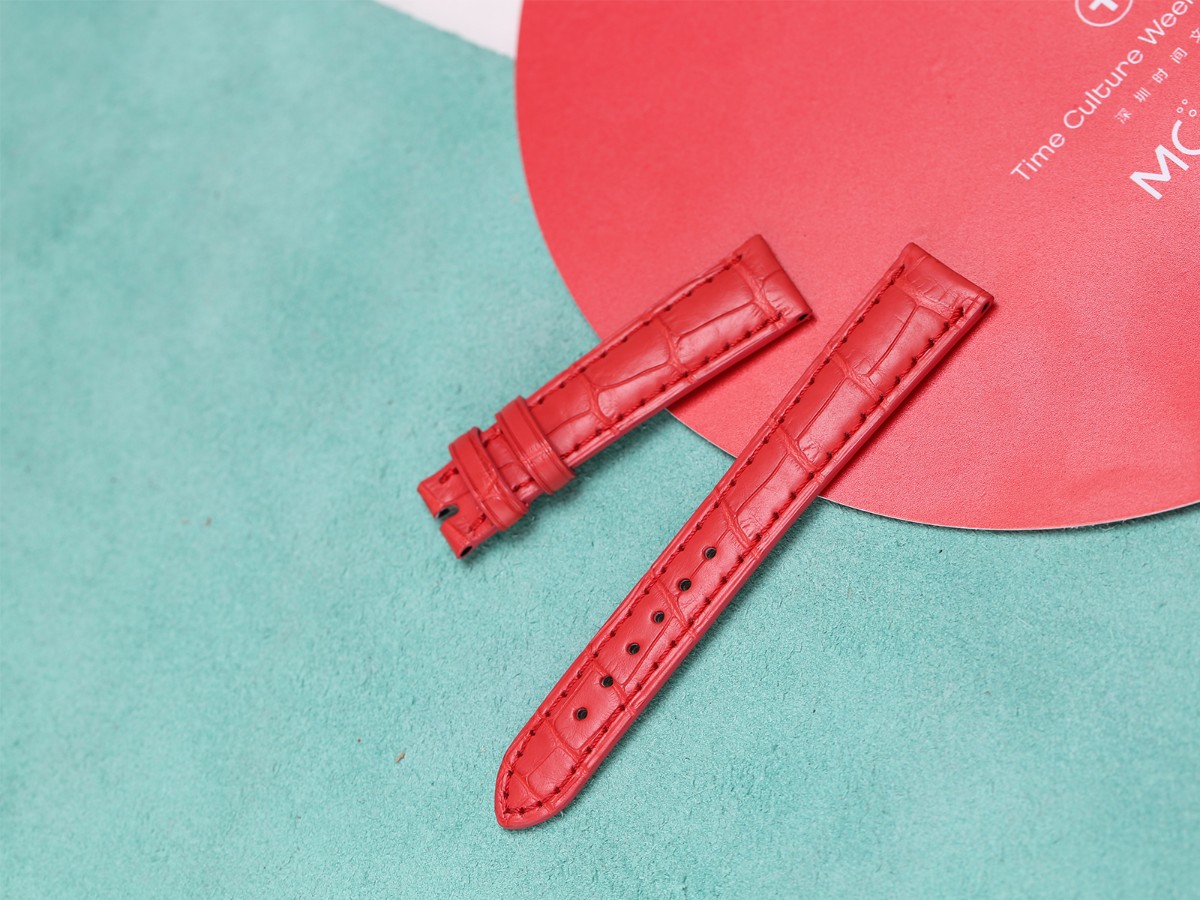 手表皮带有裂纹怎么修复,手表表带松垮怎么修复