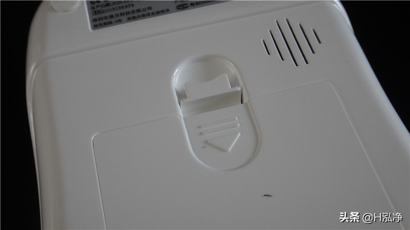 臂式电子血压计老人家用,上臂式血压计可以躺着测量吗