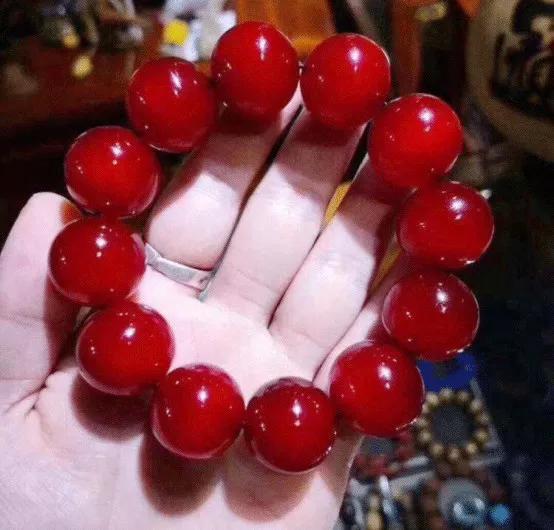 只为一串佛珠，他活剥了我妈的皮：人心有多可怕，你根本想象不到