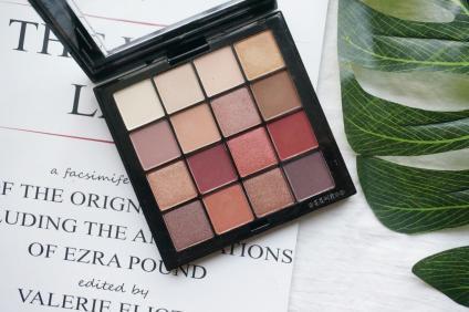 十大最好用彩妆眼影,十大好用的眼影双色