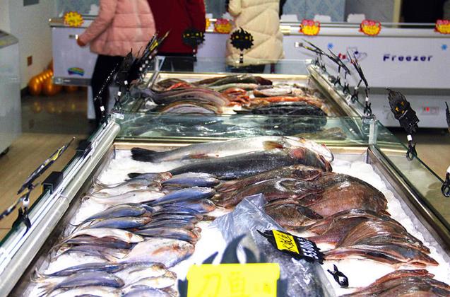 终于让我扒出潍坊尝玖海鲜超市不为人知的秘密！