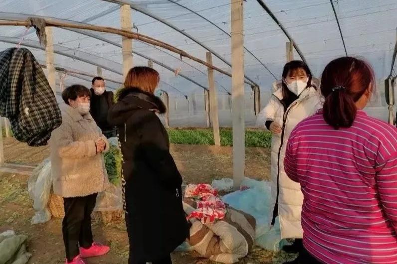 省妇联助力疫情防控,下沉红旗社区助力疫情防控