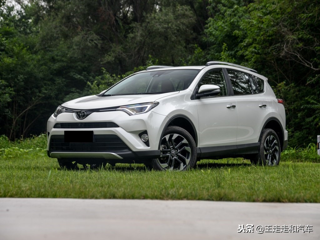 丰田RAV4荣放起步16万，都是皮实耐用，为什么就卖不过奇骏和CRV