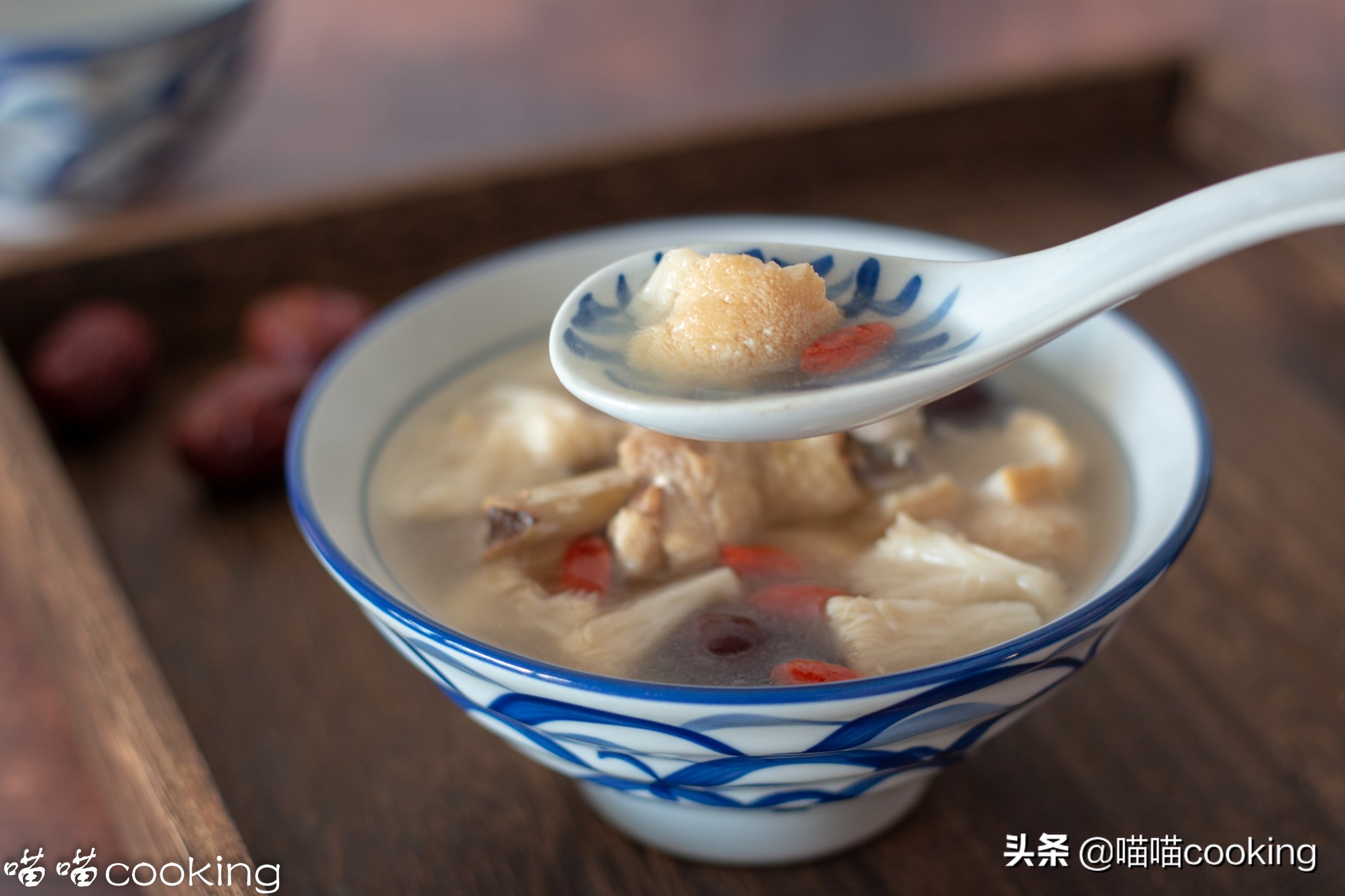 干猴头菇煲鸡汤最简单做法,百吃不腻的猴头菇鸡汤教程