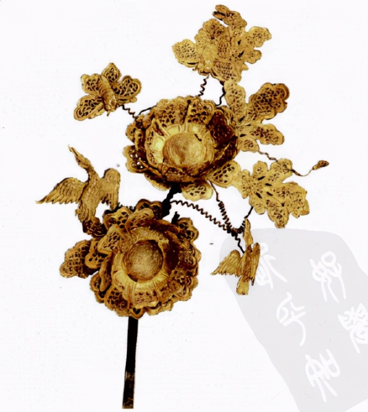 她这段有争议的沐浴戏，意味着什么