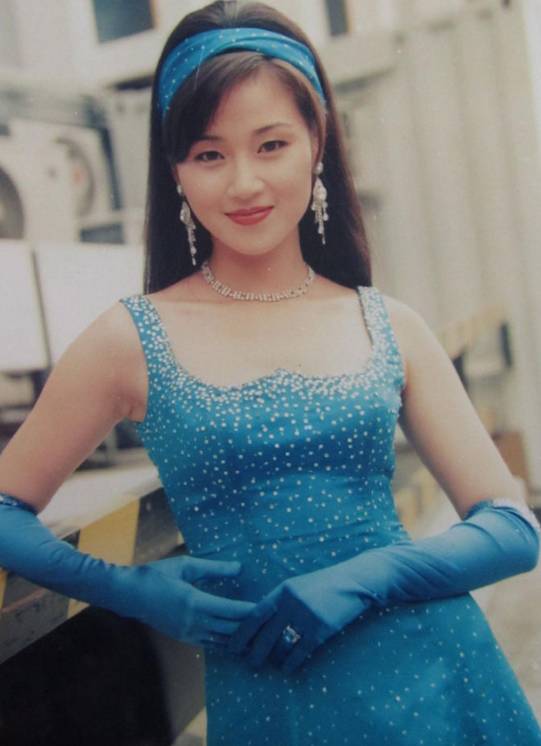 我和春天有个约会万绮雯电视剧,我和春天有个约会万绮雯邓萃雯