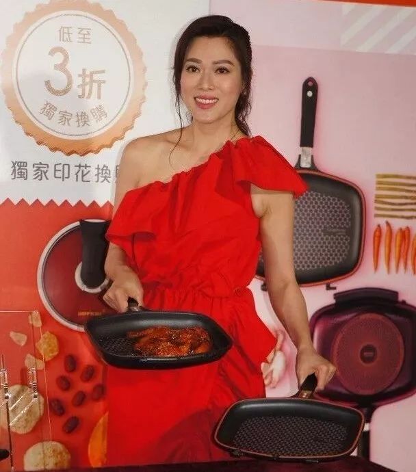 32岁tvb新晋小花入行多年终上位,tvb上位小花亮相引关注