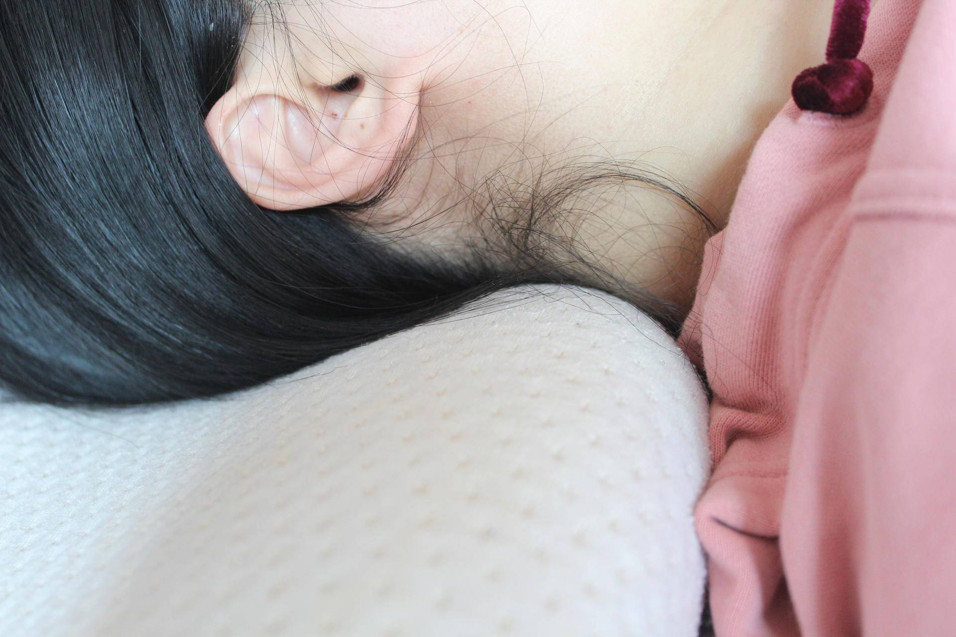 如何选择一款舒服的枕头,高枕无忧选枕头是越高越好吗