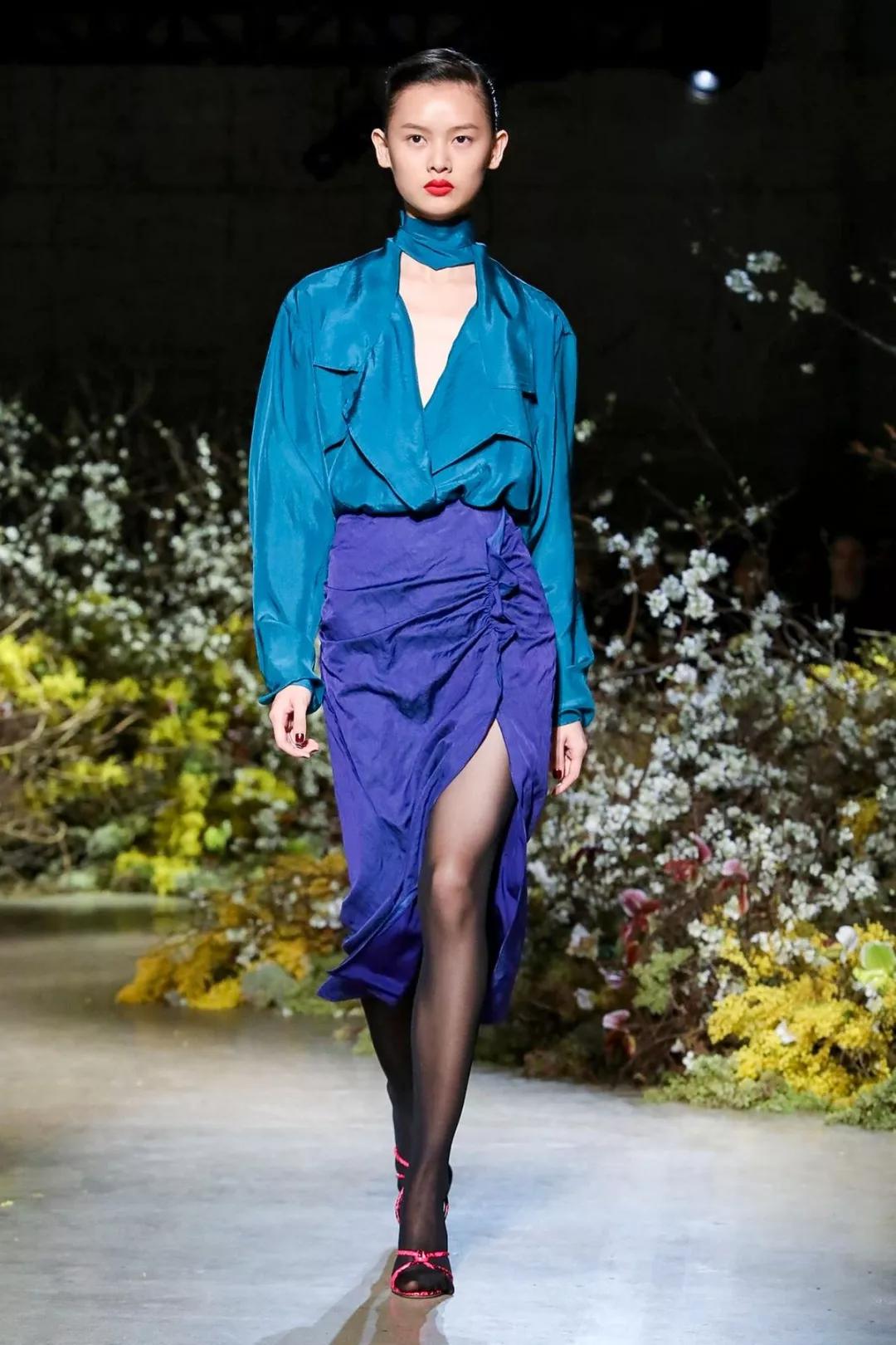 等疫情过后穿上漂亮的衣服,等疫情过后去赏花