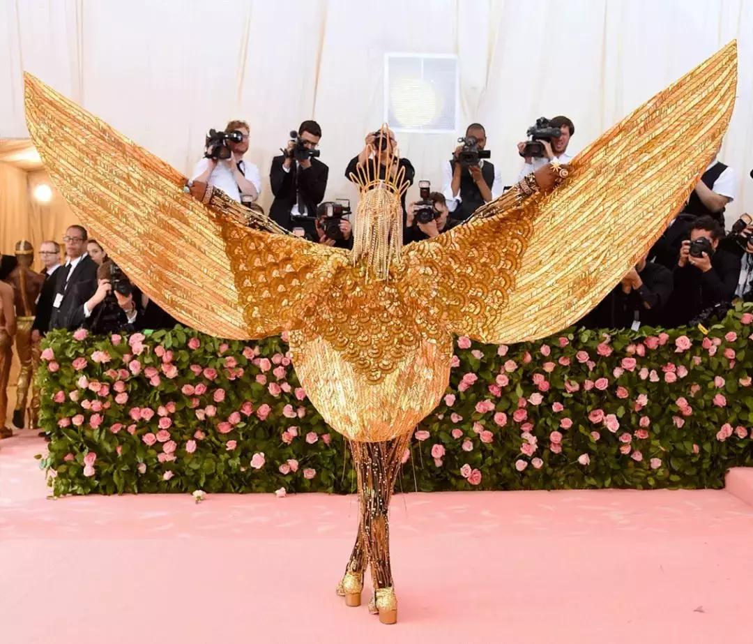 MetGala｜他们都在骗你，今年时尚奥斯卡的主题，是中国古代神话