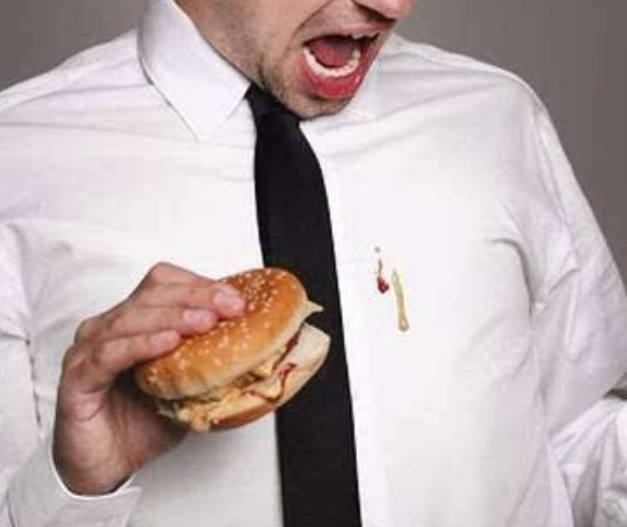 简单实用的白衬衣怎么洗,白衬衣衣领发黄最快清洗方法